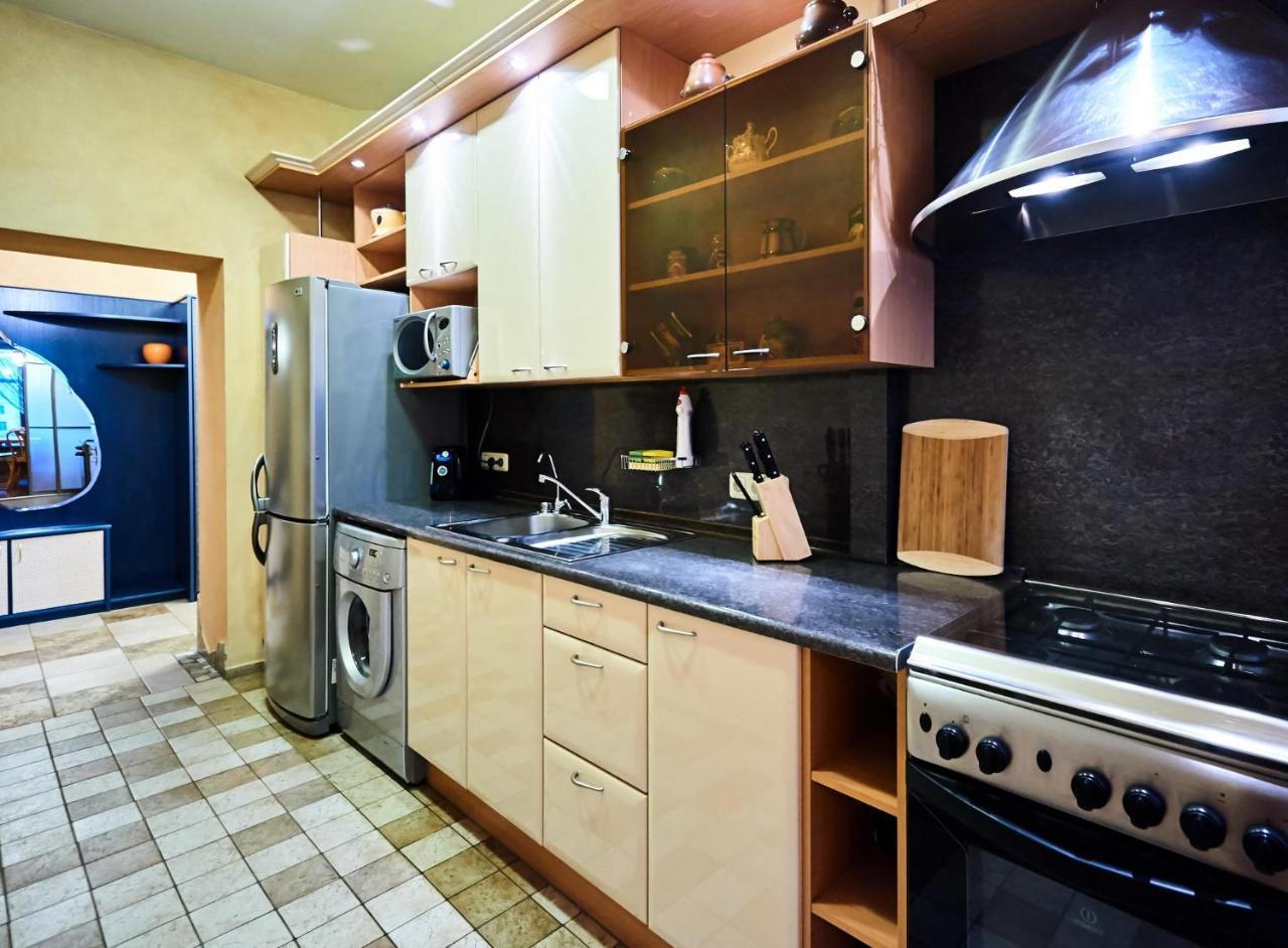 So Fashionable Apartment In The Heart Of מינסק מראה חיצוני תמונה